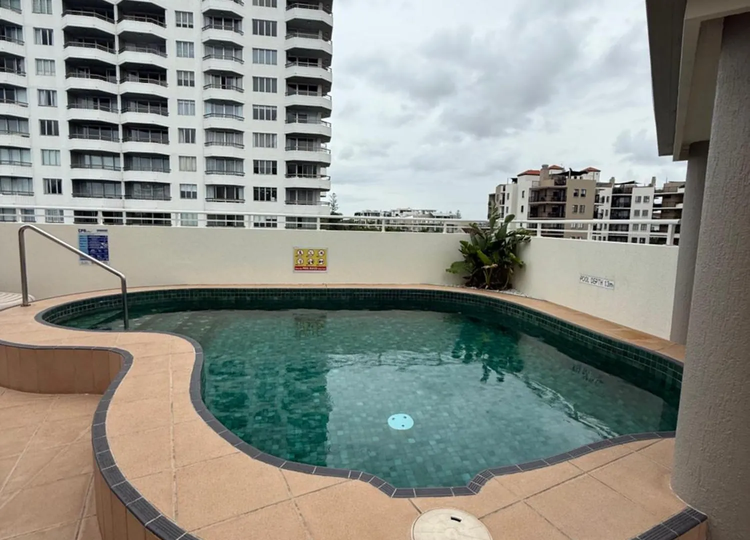 Superior One-Bedroom Penthouse With Ocean Views & Exclusive Rooftop Mooloolaba 0*,